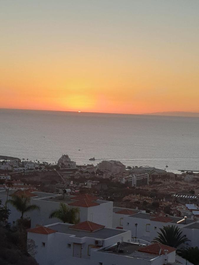 2 Bedroom Apartment With Breathtaking View Of The Sea - Sunset Costa Adeje  ภายนอก รูปภาพ